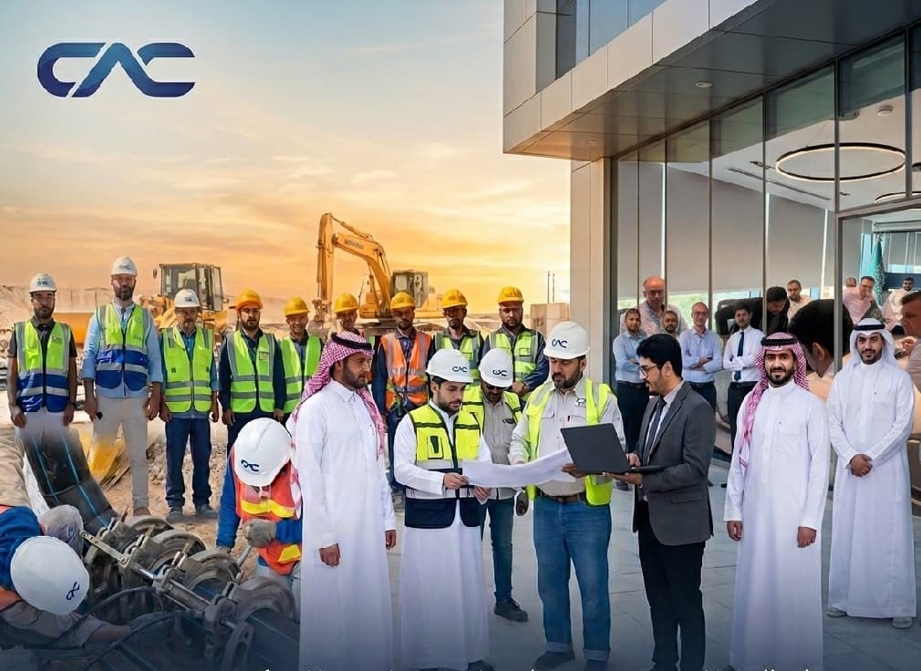 CAC professionals collaborating on site